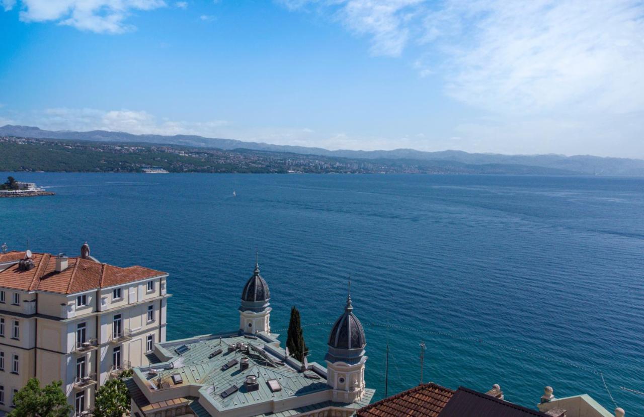 Penthouse At Villa Mascagni Οπατία Εξωτερικό φωτογραφία